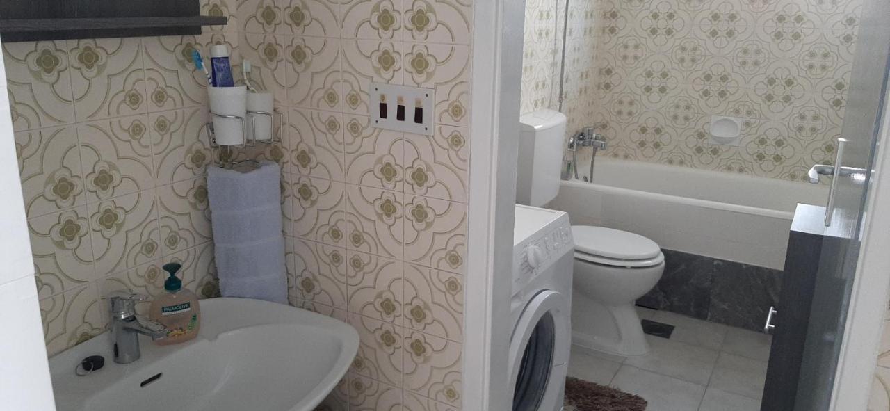 Apartment Biskupovic ดูกีรัท ภายนอก รูปภาพ