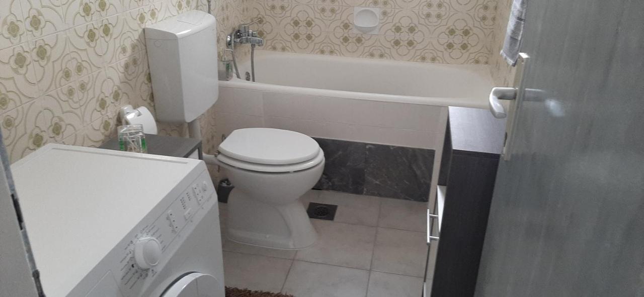 Apartment Biskupovic ดูกีรัท ภายนอก รูปภาพ