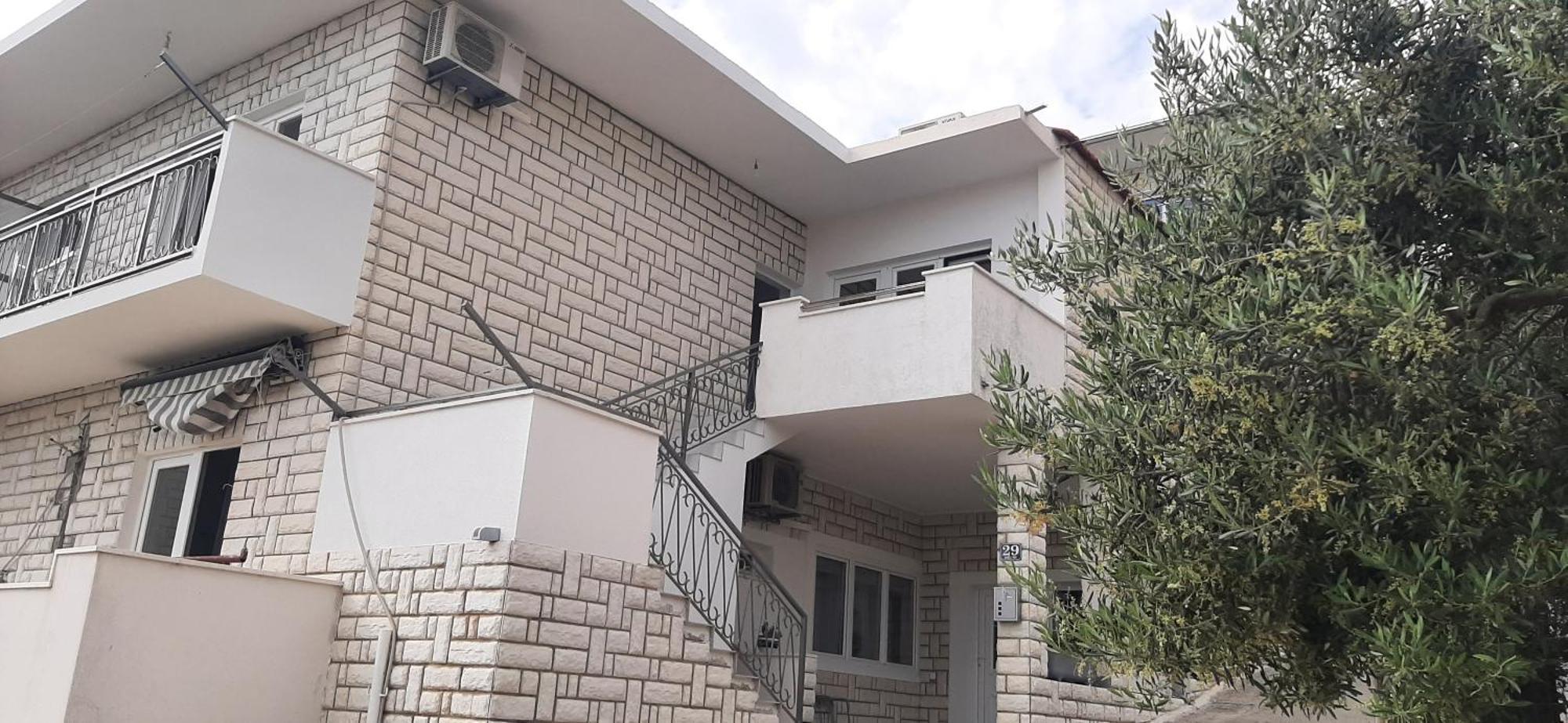 Apartment Biskupovic ดูกีรัท ภายนอก รูปภาพ